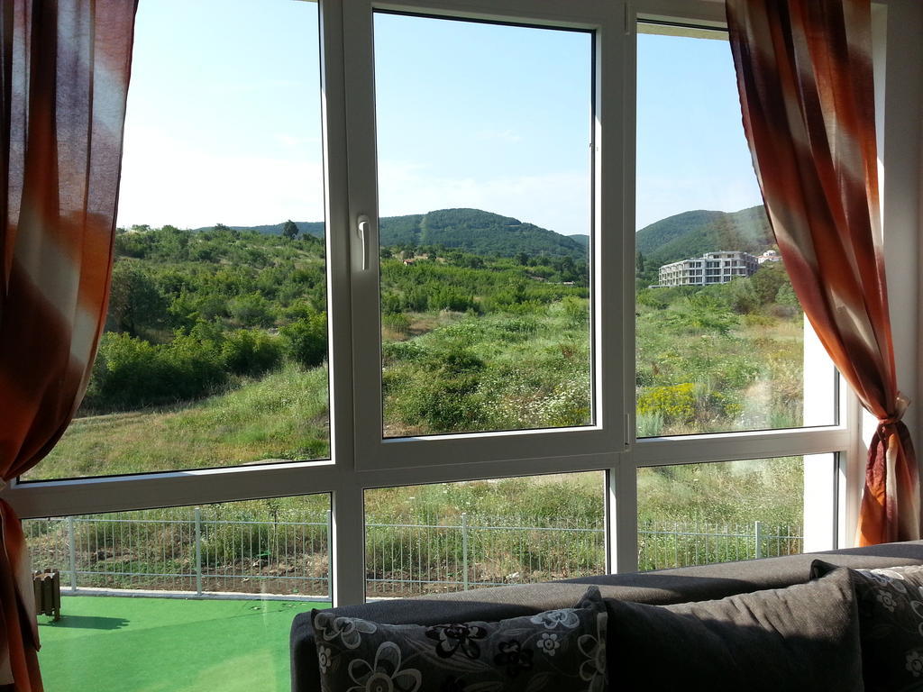 Menada Butterfly Apartment Sveti Vlas Quarto foto