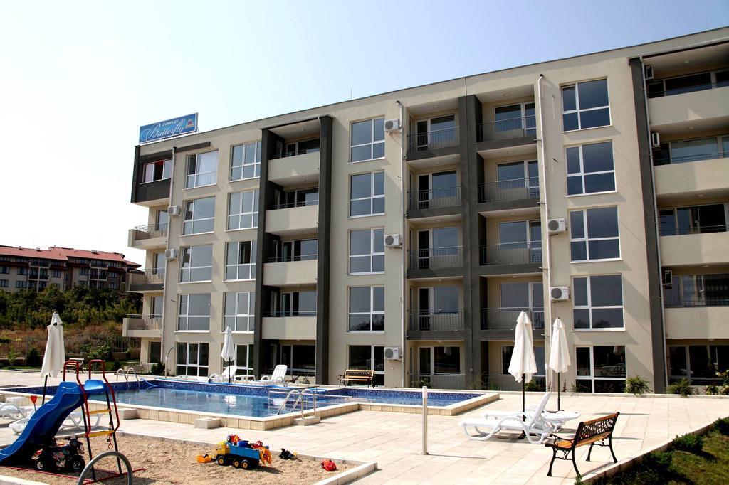 Menada Butterfly Apartment Sveti Vlas Exterior foto