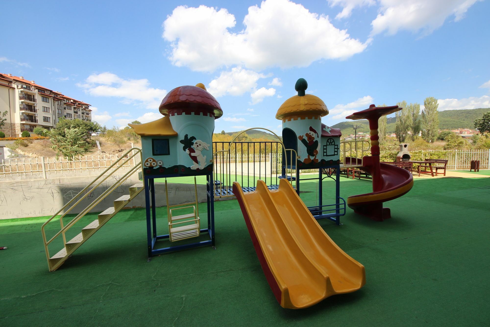 Menada Butterfly Apartment Sveti Vlas Exterior foto